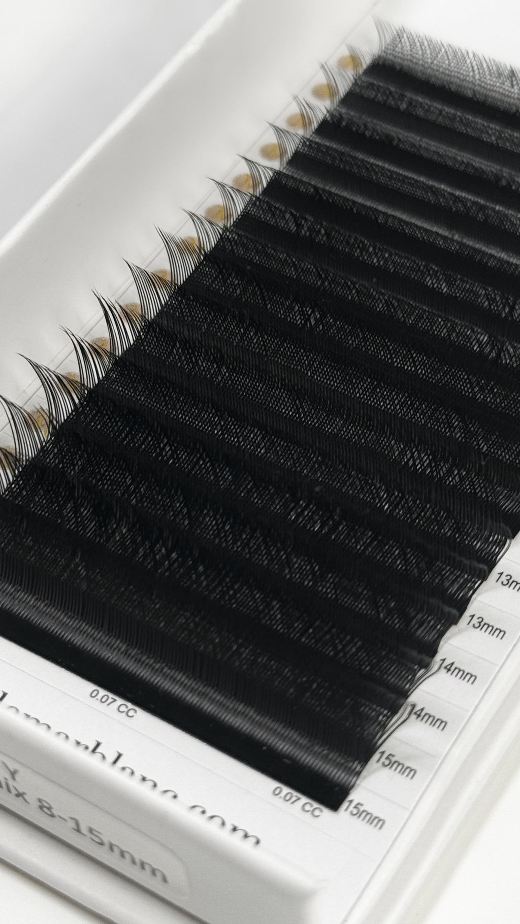 YY Lashes