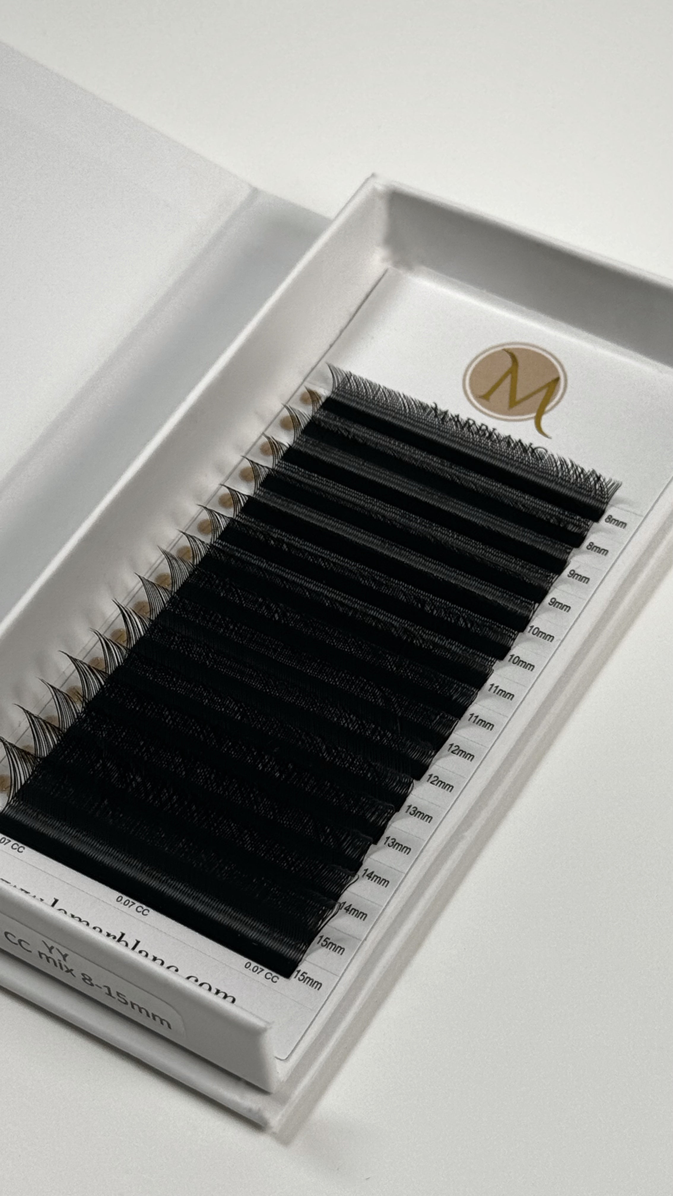 YY Lashes